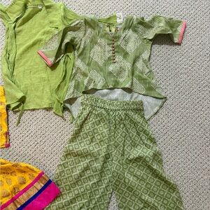 Green Patterned Kurta Set with Pink Accents